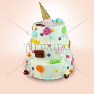 Tort Cornet inghetata, bomboane si acadele Tort Cornet inghetata, bomboane si acadele