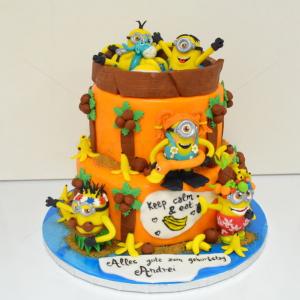 Tort Minions si Banane Tort Minions si Banane