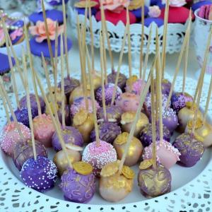 Cake Pops Roz Mov Aurii