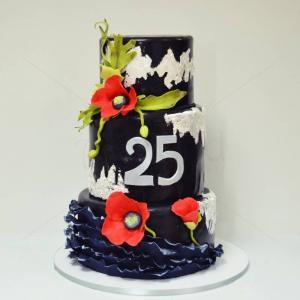 Tort Negru si foita de Argint Tort Negru si foita de Argint