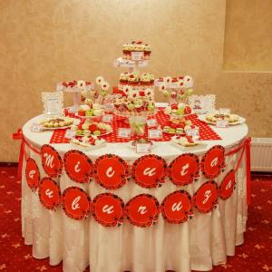 Candy Bar botez Buburuza Candy Bar botez Buburuza