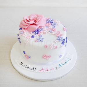 Tort Aniversar flori pastel Tort Aniversar flori pastel