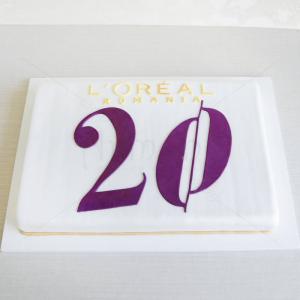 Tort logo Loreal - 20 de ani Tort logo Loreal - 20 de ani