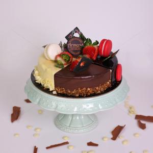 Tort Patru Compozitii Tort Patru Compozitii