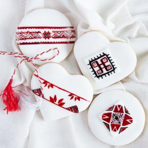 Biscuiti Martisor Motive Traditionale Biscuiti Martisor Motive Traditionale