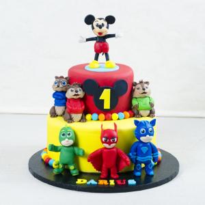 Tort Eroi in pijamale si Mickey Mouse