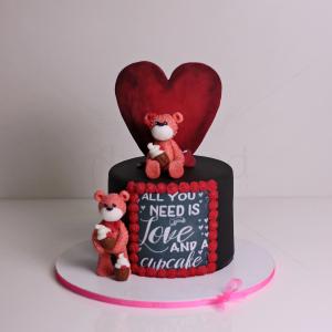 Tort Teddy Bears "All you need is love and a cupcake" Tort Teddy Bears "All you need is love and a cupcake"