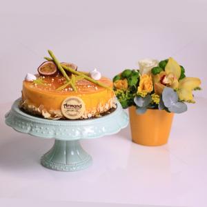 Pachet cadou Fresh Passion si Aranjament galben orhidee si trandafiri Pachet cadou Fresh Passion si Aranjament galben orhidee si trandafiri