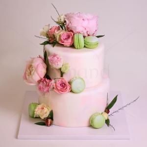 Tort Flori Naturale si Macarons Tort Flori Naturale si Macarons
