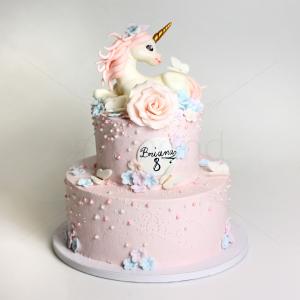 Tort Elegant Unicorn si Trandafiri Pastel Tort Elegant Unicorn si Trandafiri Pastel