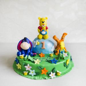 Tort Winnie the Pooh pe norisor