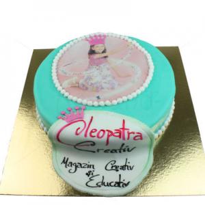 Tort cu fotografie personalizata Tort cu fotografie personalizata