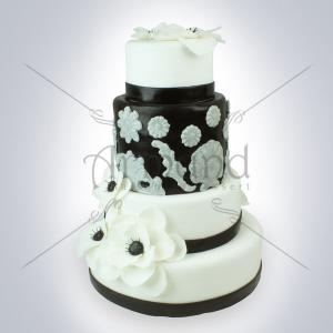 Tort de nunta baroc Flori albe Tort de nunta baroc Flori albe