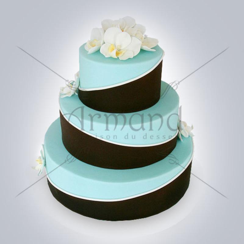 Tort de nunta bleu si negru Orhidee albe