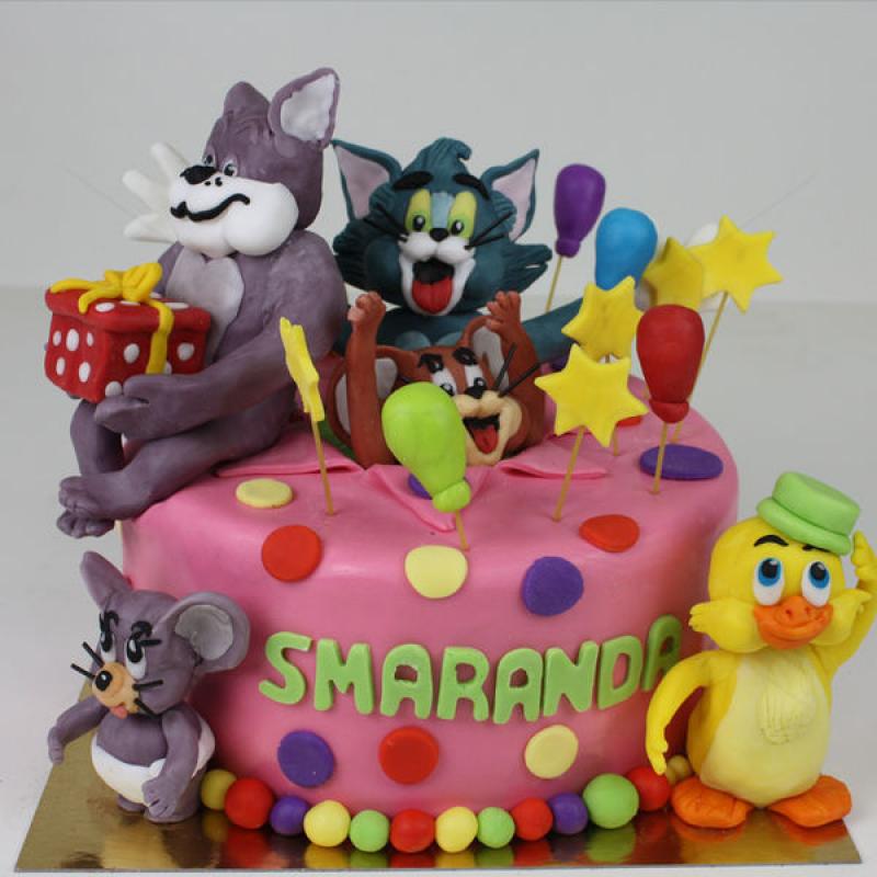 Tort figurine Tom & Jerry si prietenii