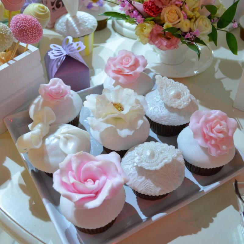 Candy bar Elegant Roz, alb, lila