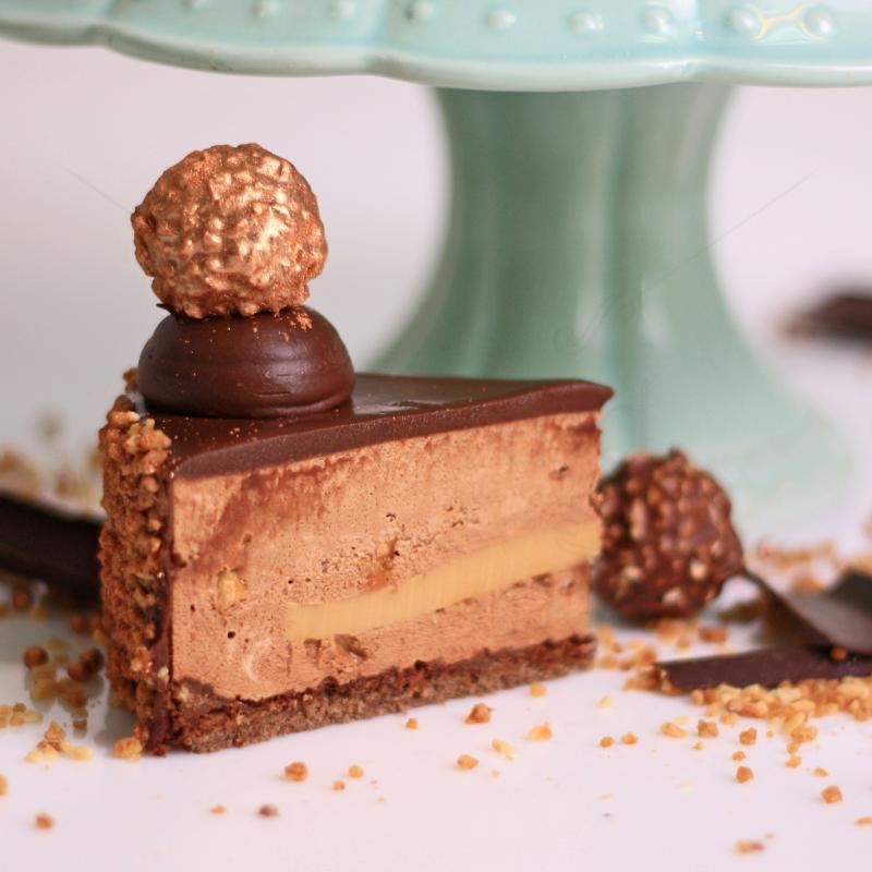 Tort whisky and hazelnuts