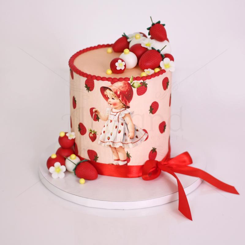 Tort Dulce Copilarie cu Capsuni Tort Dulce Copilarie cu Capsuni