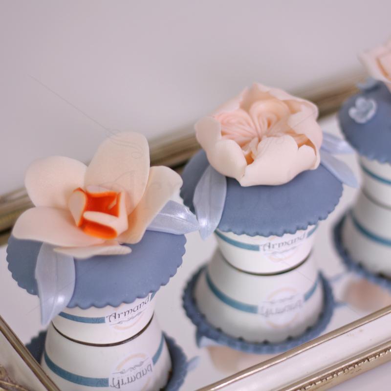 Colectie Cupcake Flori Colorate Elegante Colectie Cupcake Flori Colorate Elegante