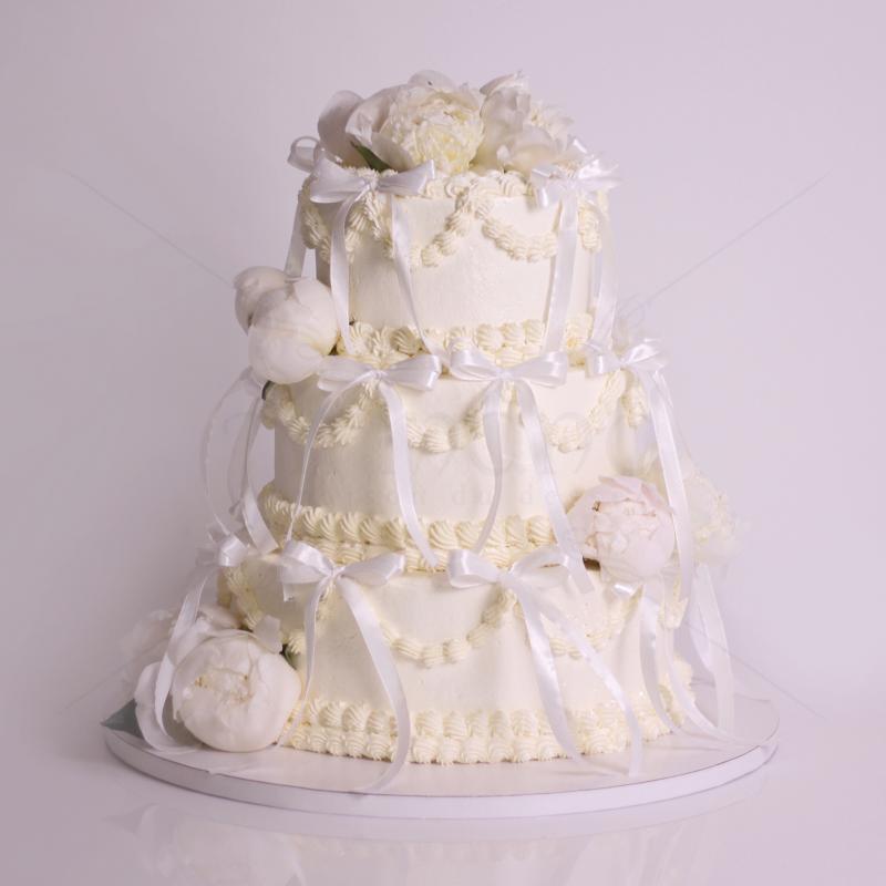 Tort Frosting White Pearl si Bujori Tort Frosting White Pearl si Bujori