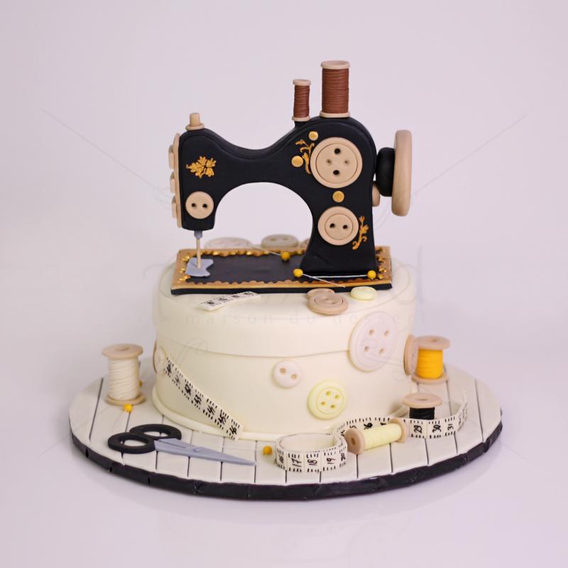 Tort Personalizat Masina de Cusut