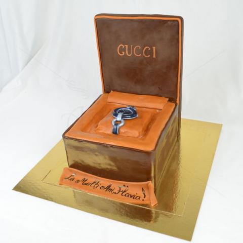 Tort Cutie ceas Gucci