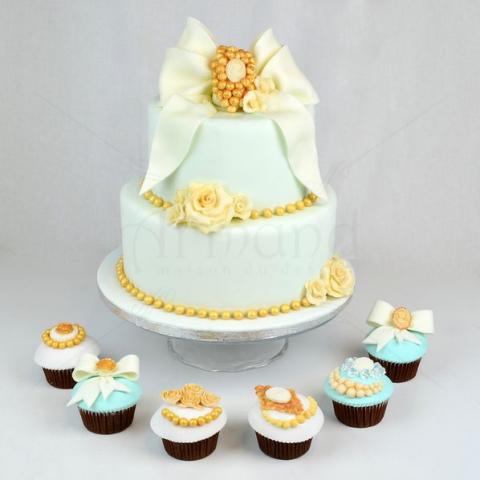 Tort de nunta Vintage Roses