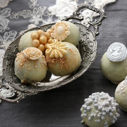 Cake Pops  Luxury Auriu