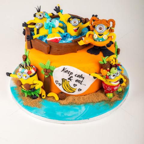 Tort Minions la plaja