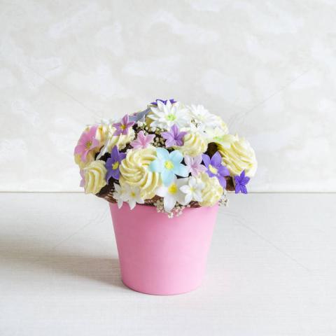 Aranjament floral cupcake