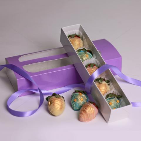 Cutie cu capsuni glazurate in ciocolata personalizata