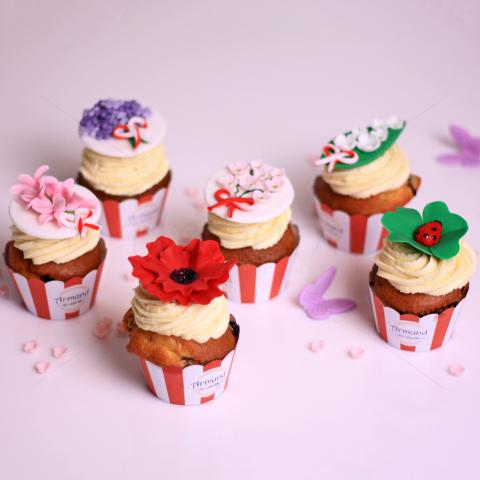 Colectie cupcakes frosting Martisor