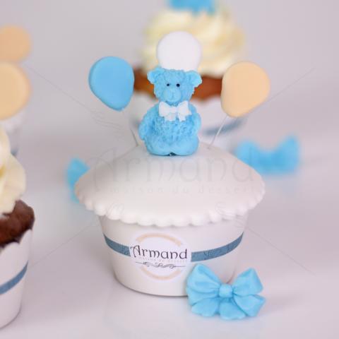 Cupcake ursulet cu papion