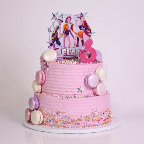 Tort Super Star si Macarons