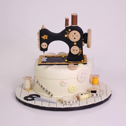 Tort Personalizat Masina de Cusut