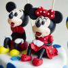 Tort figurine Mickey Mouse si acadele-2
