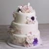 Tort nunta cu trandafiri albi si mov-1