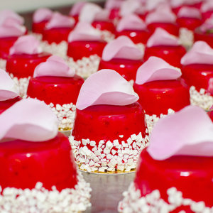 100 de Prajituri Raspberry Rose 