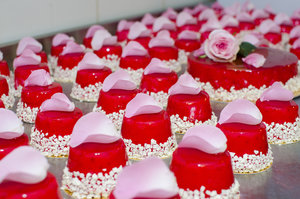100 de Prajituri Raspberry Rose 